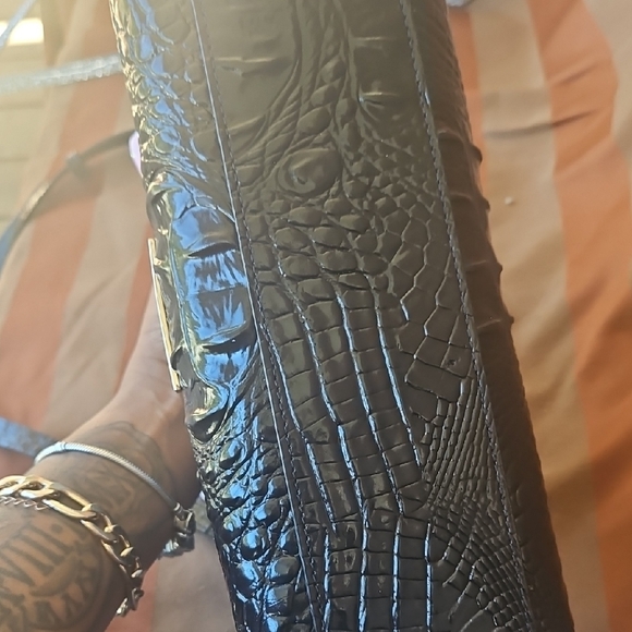 Brahmin Black Croc-Embossed Crossbody Bag - Picture 3 of 5